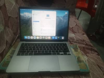 MacBook Pro 2020 13" | 16Gb Ram 1 Tb SSD
