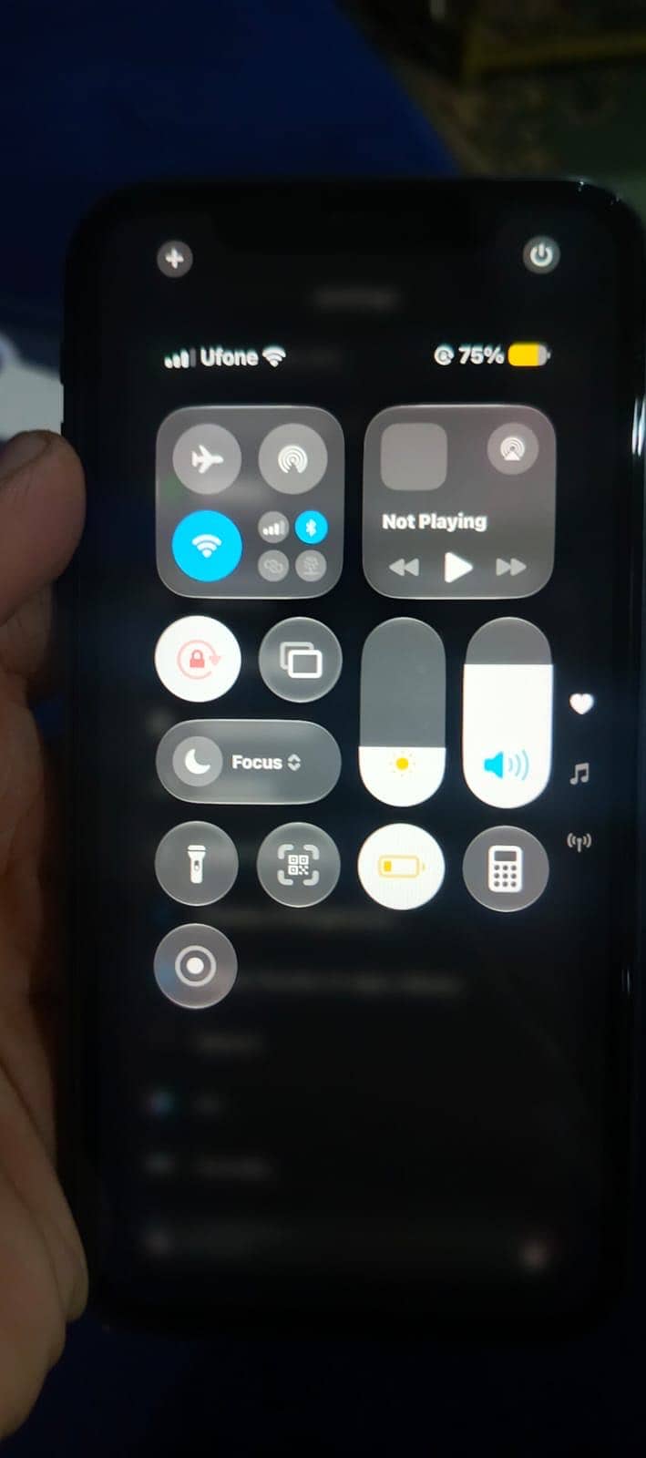 Apple iPhone 11 3