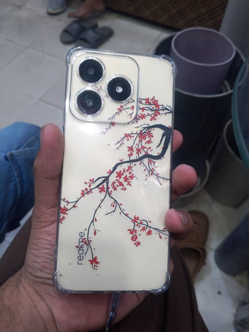 Realme C61 1