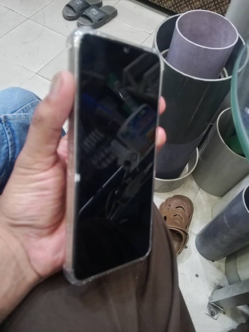 Realme C61 2
