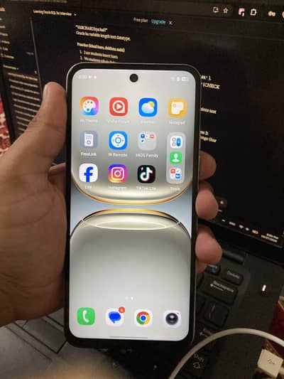 Tecno Spark Go 2