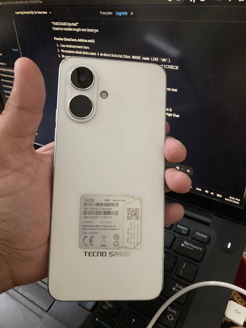Tecno Spark Go 2 3