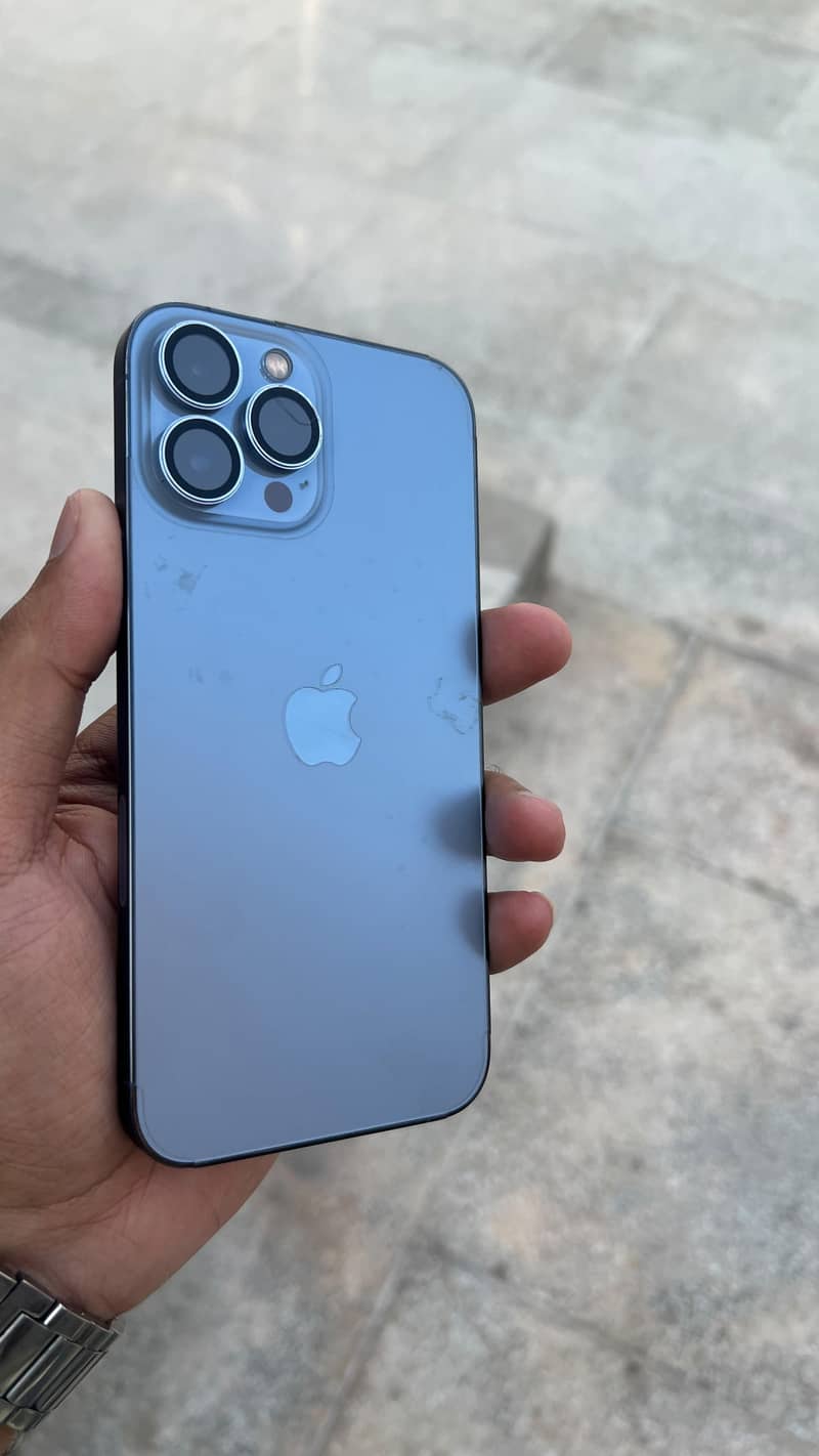 Apple iPhone 13 Pro Max 8