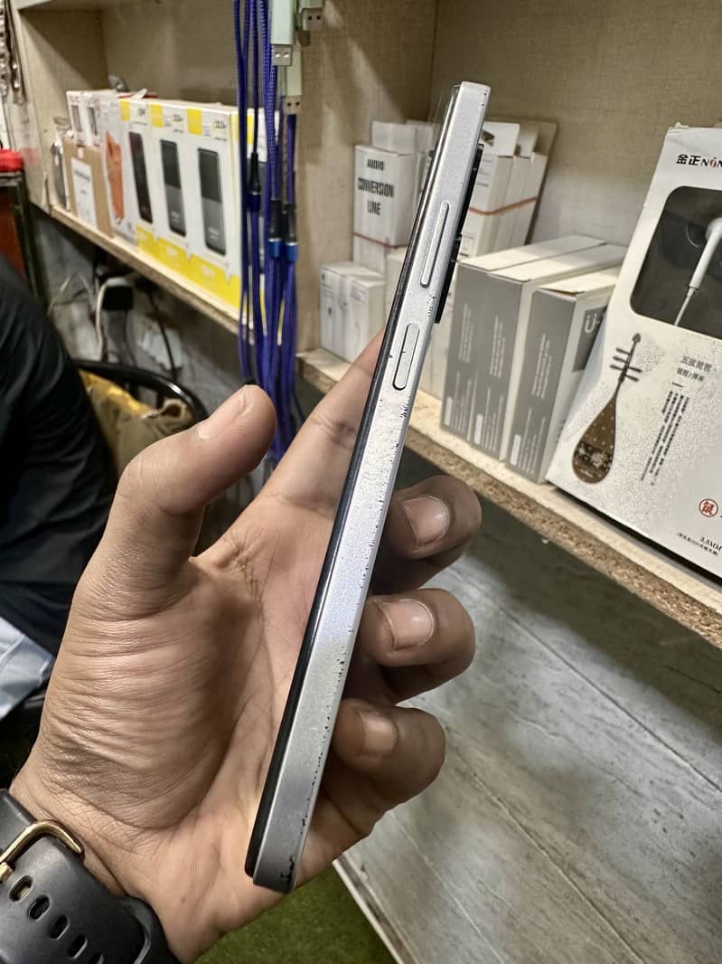 Infinix Smart 8 2