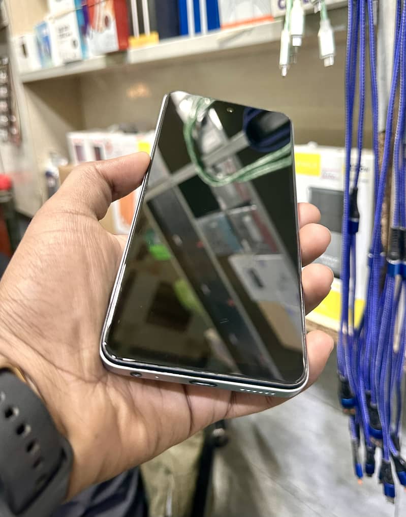 Infinix Smart 8 1