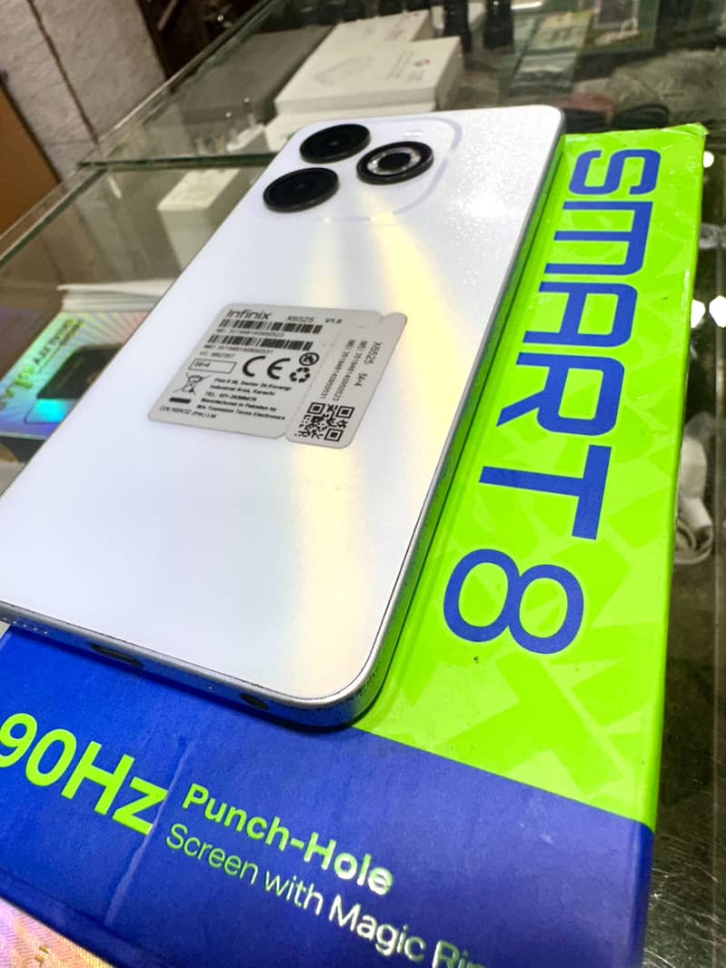 Infinix Smart 8 0