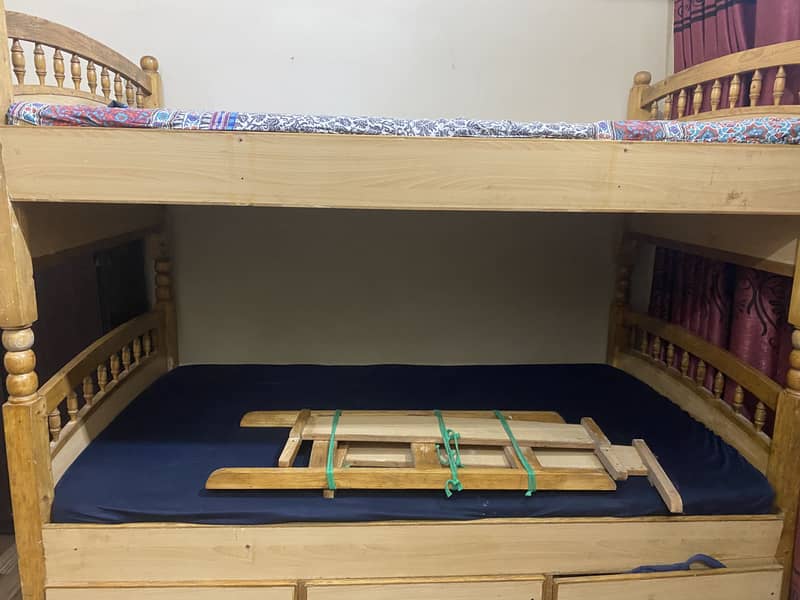 Kids double bed 0