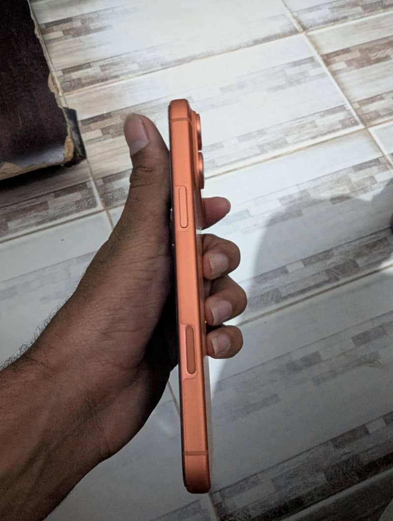 Apple iPhone 17 Pro Max 1