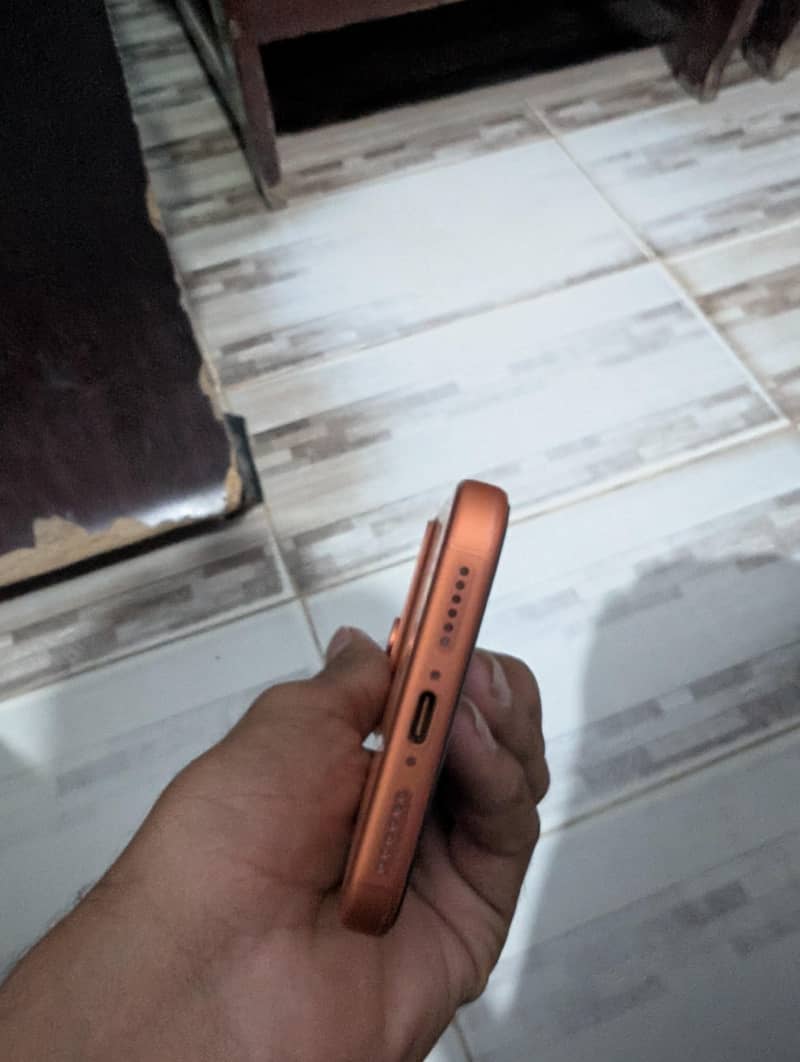 Apple iPhone 17 Pro Max 2