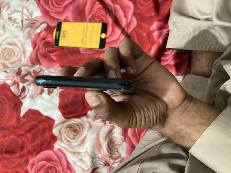 Apple iPhone SE JV 5