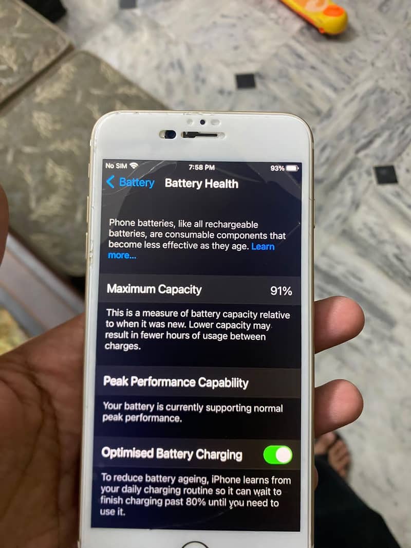 Apple iPhone 6S Plus 8