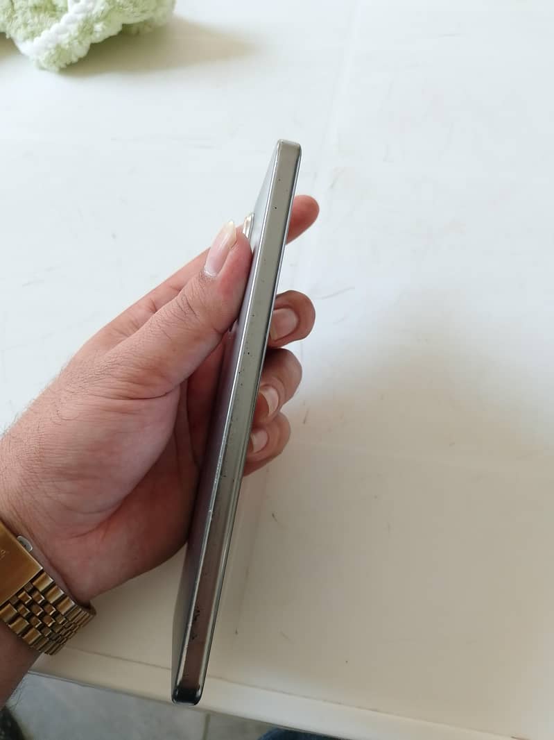 Huawei Nova 10 SE 3