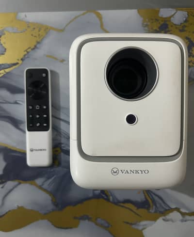 VANKYO PROJECTOR