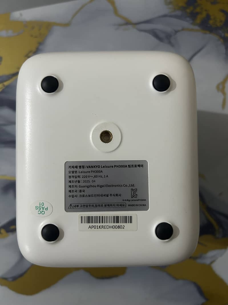 VANKYO PROJECTOR 3
