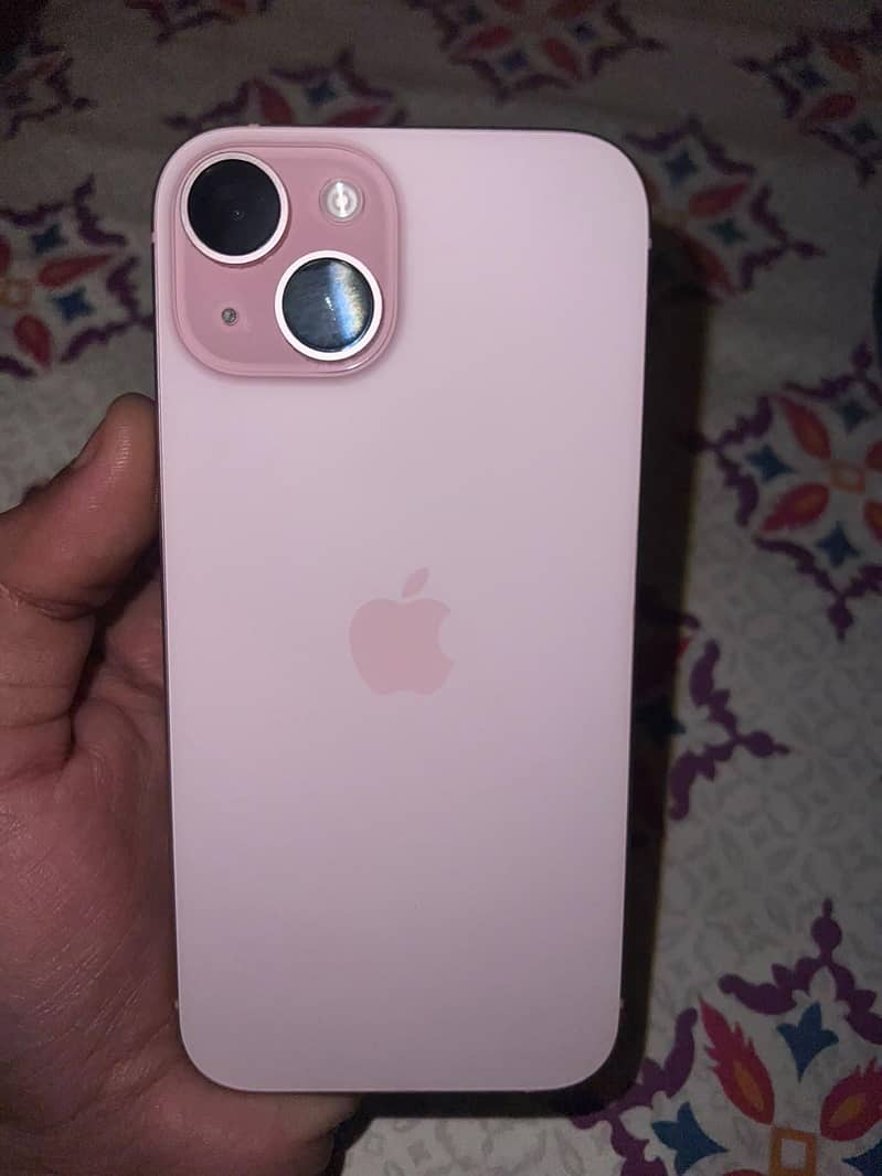 Apple iPhone 15 1