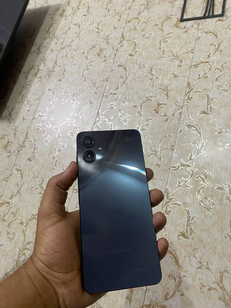 Samsung Mobile A06 3