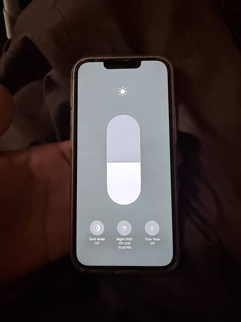 Apple iPhone 13 1