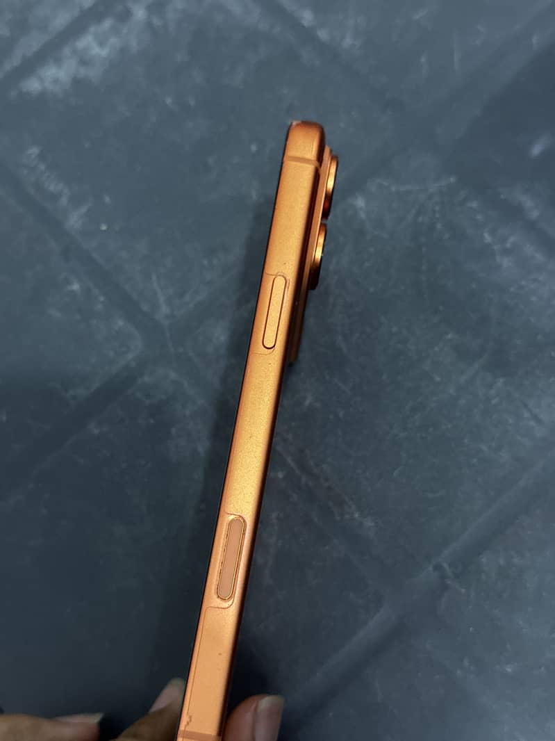 Apple iPhone 17 Pro Max 1