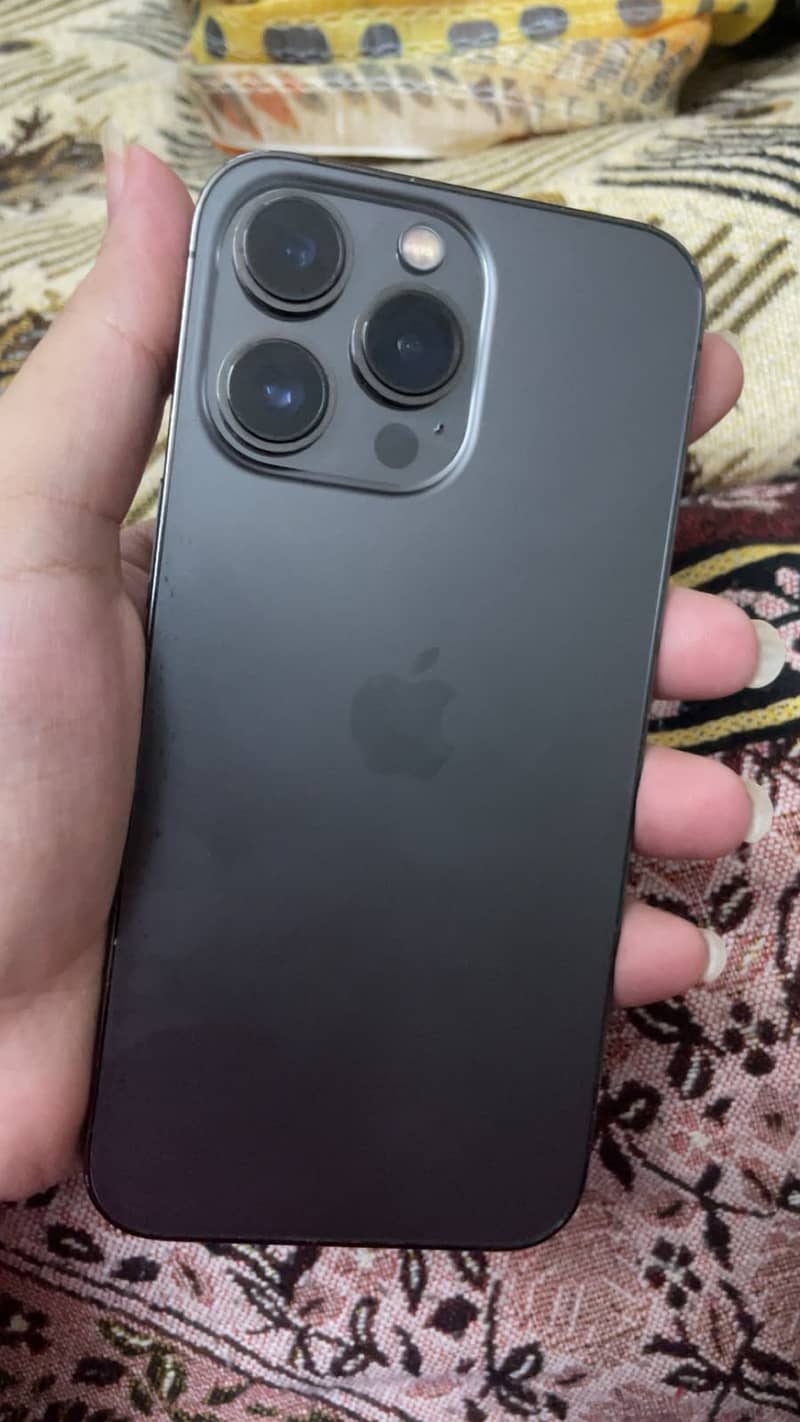 Apple iPhone 13 Pro 0