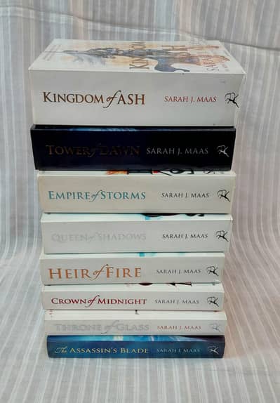 Throne of Glass Complete Series – 8 Books