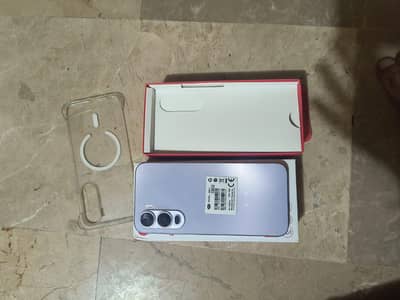 Itel City 200 4+4= 8 /128