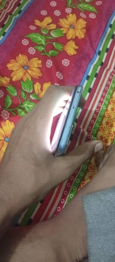Vivo Y33s 8+4/128