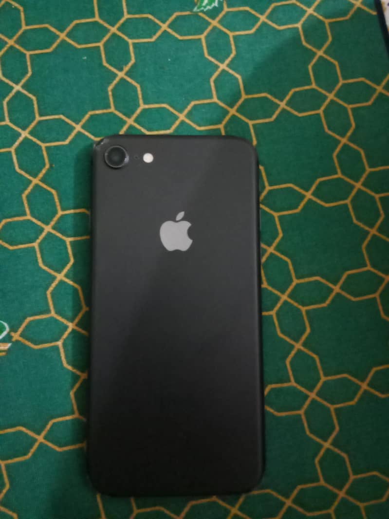 Apple iPhone 8 2