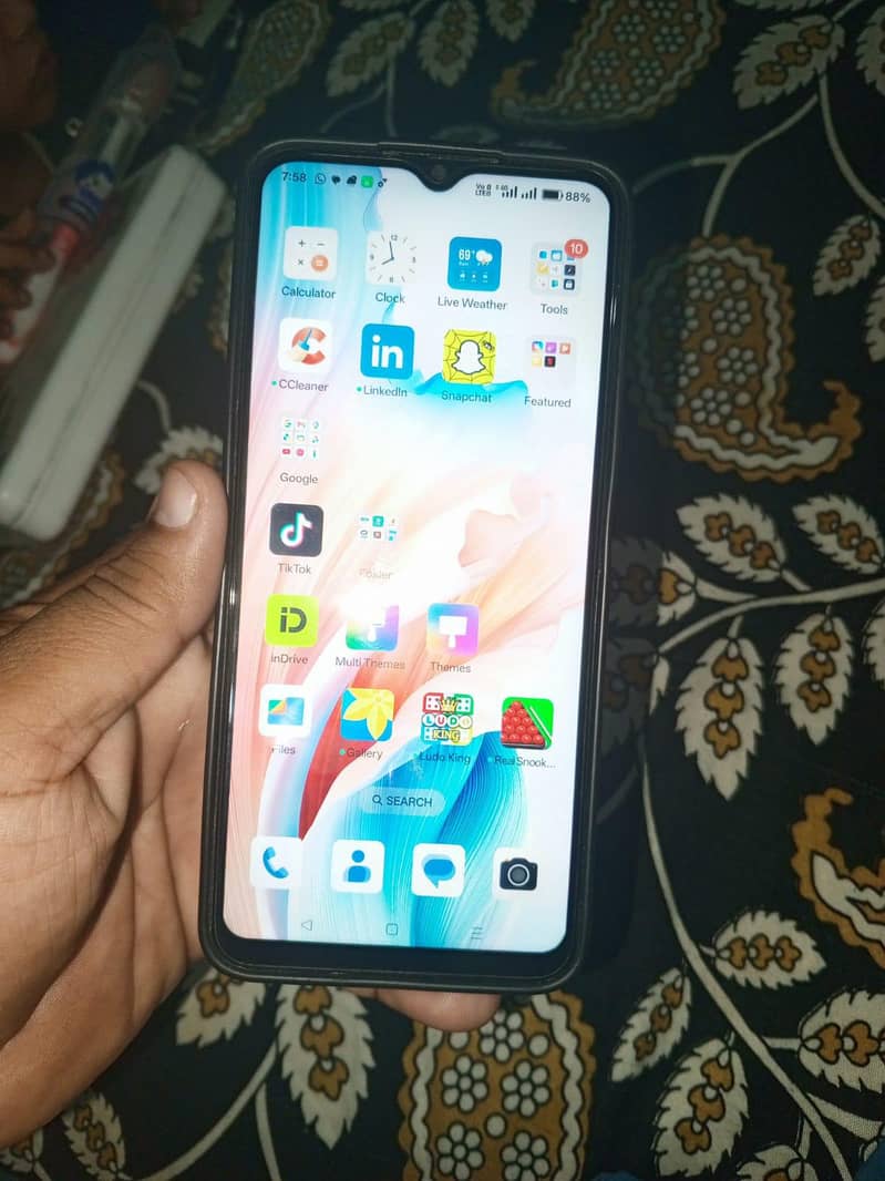 OPPO A38 9