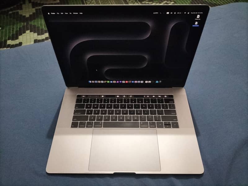 MacBook Pro 2019 Corei9 0
