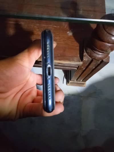 Apple iPhone XR