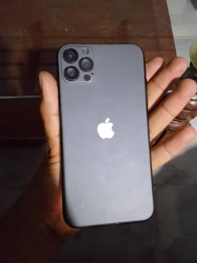 Apple iPhone XR 3