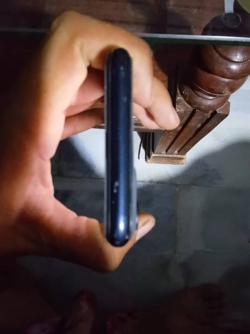 Apple iPhone XR 5