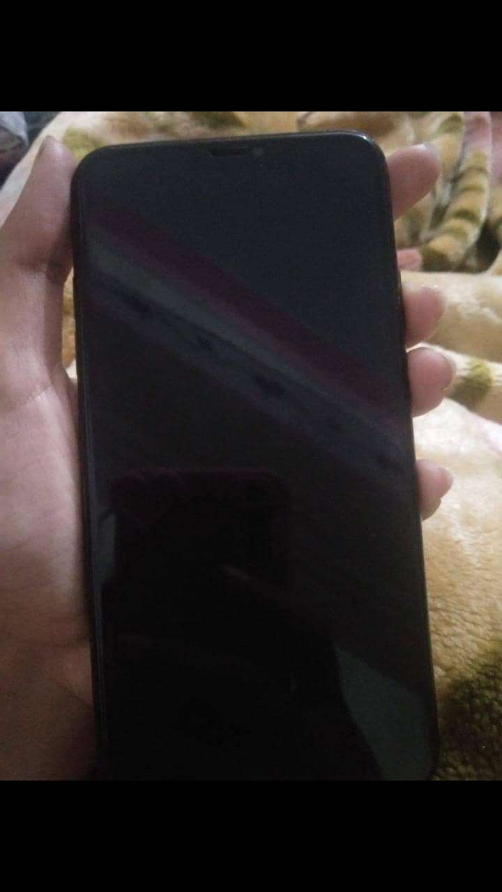 Apple iPhone 11 Pro Max 1