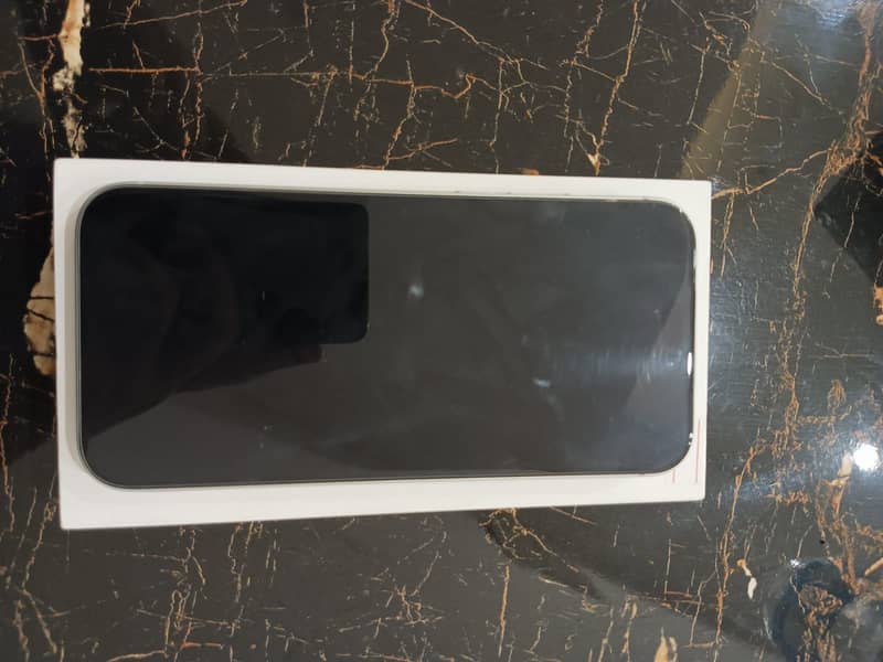 iPhone 17 pro max 4