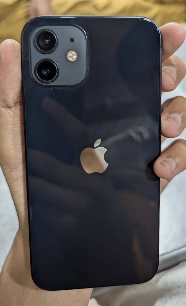 Apple iPhone 12 0