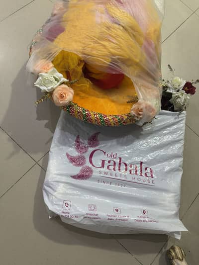 Mehndi maiyoon flowers and decoration pieces