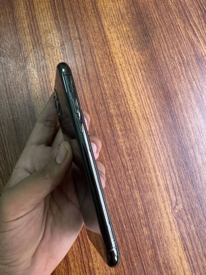 Apple iPhone 11 Pro 5