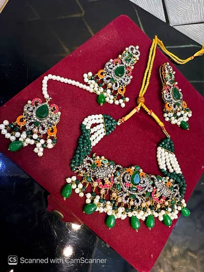 antique jewelry