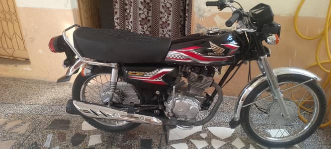honda 125 23/24 bilkul new condition all Panjab number engin seel pak