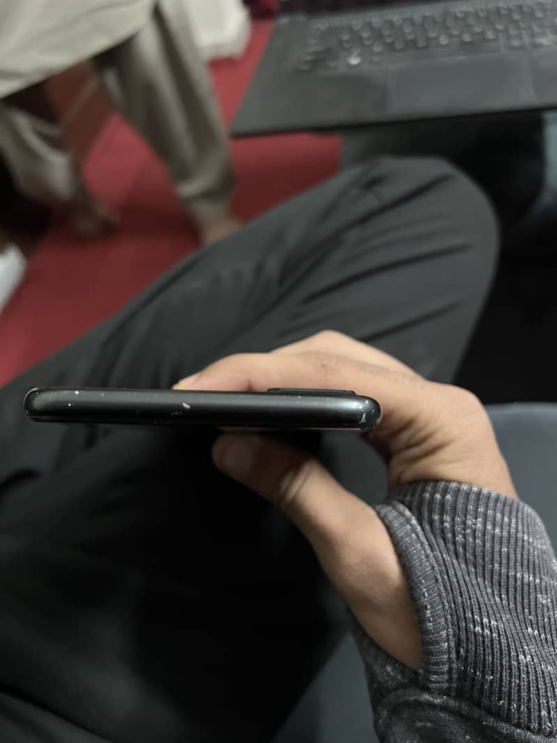 Apple iPhone 7 Plus 4