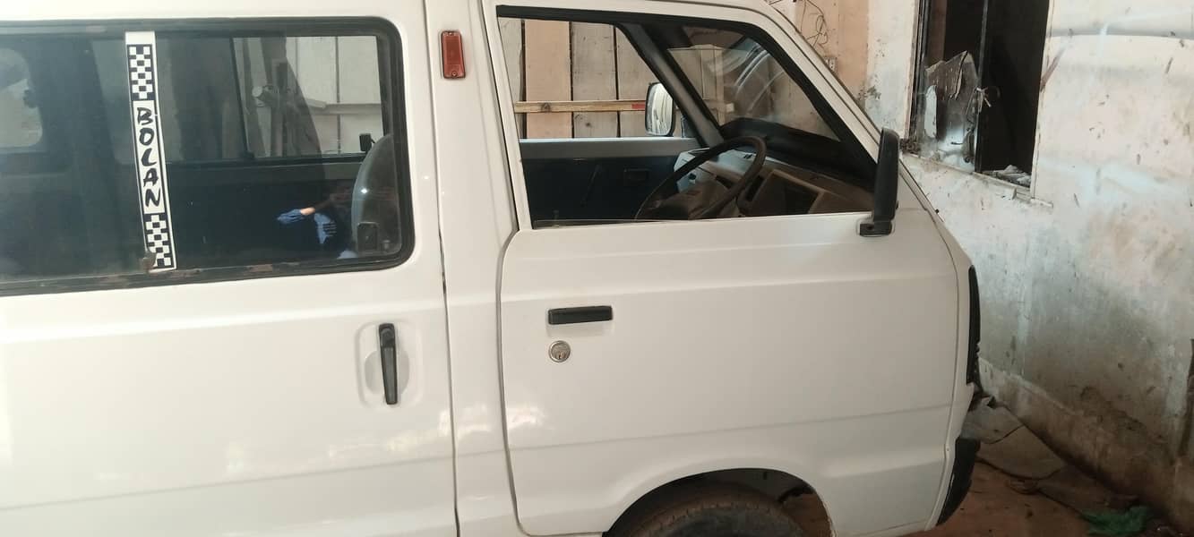 Suzuki bolan 12
