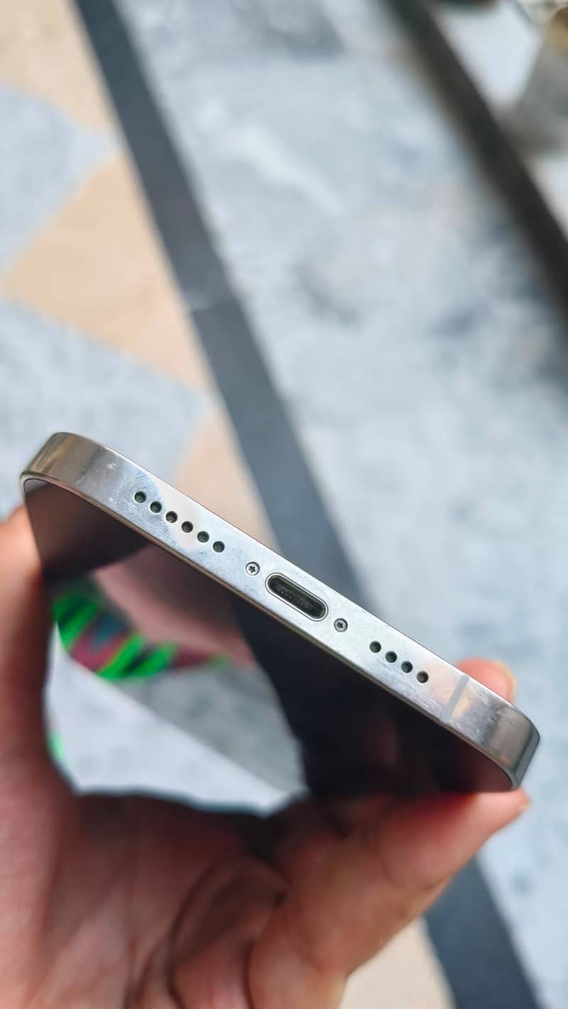 Iphone 12 pro max 5