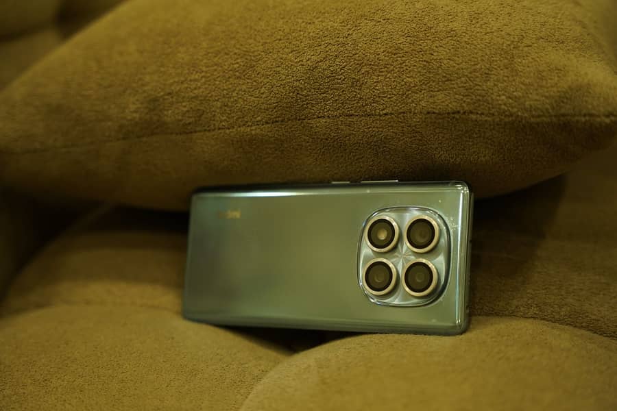 Xiaomi Redmi Note 14 Pro 5