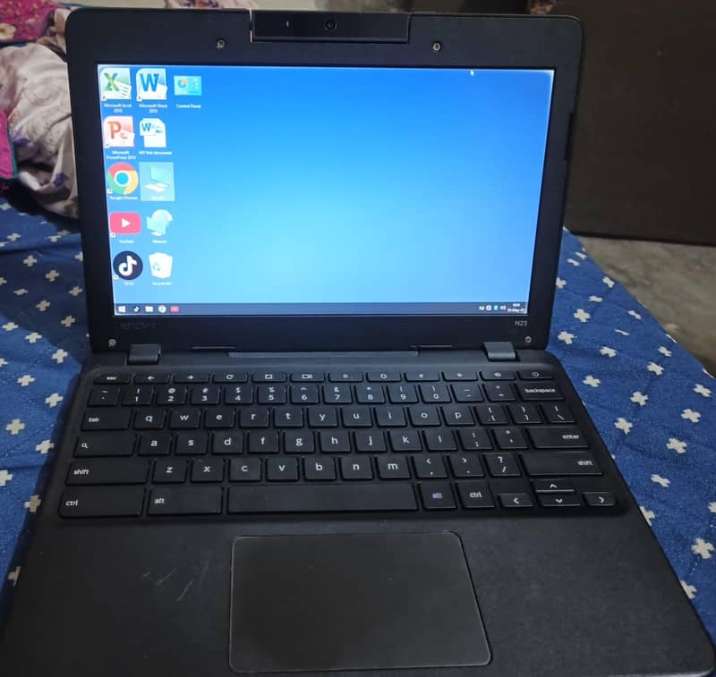 Chromebook 0