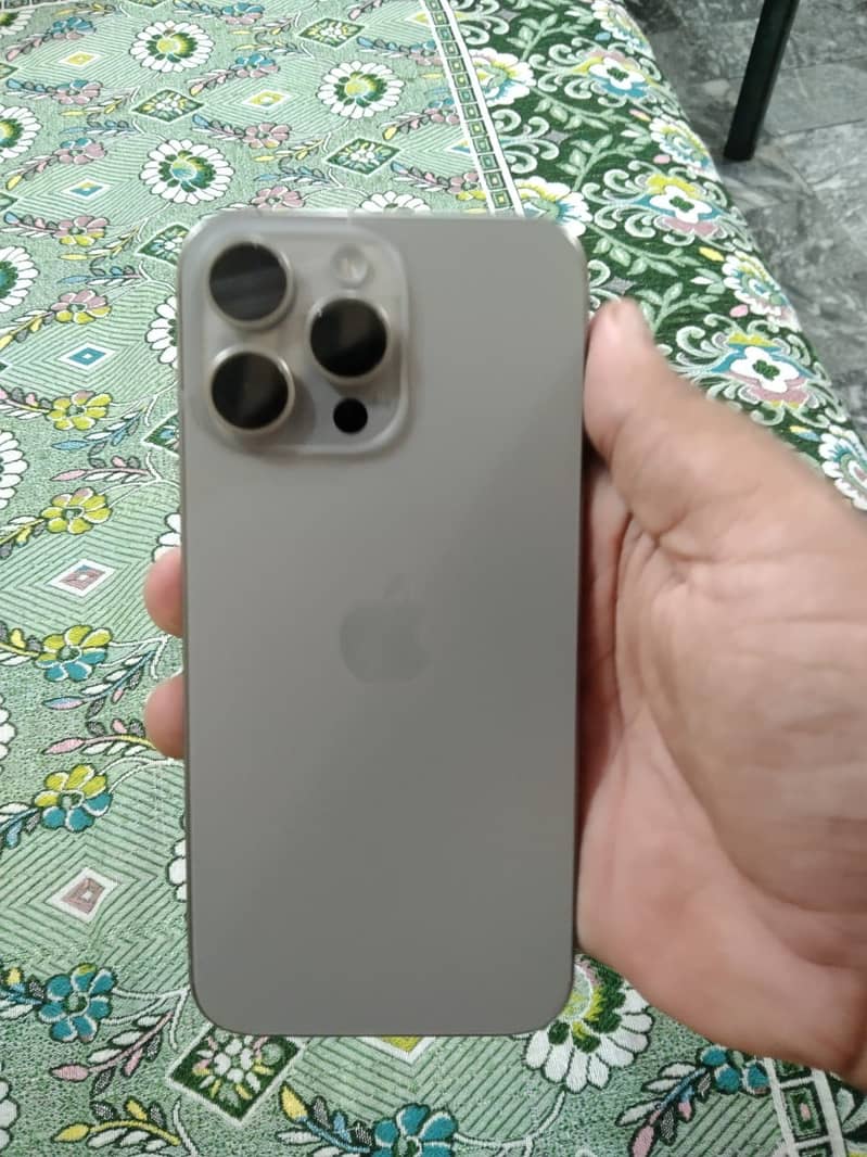 IPHONE 15 PRO MAX JV 7