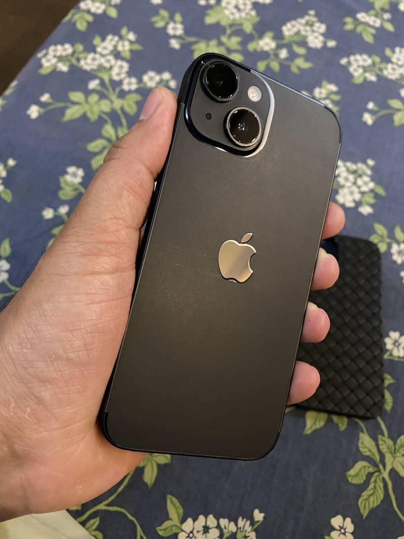 iPhone 14 Jv 0