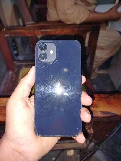 Apple iPhone 12
