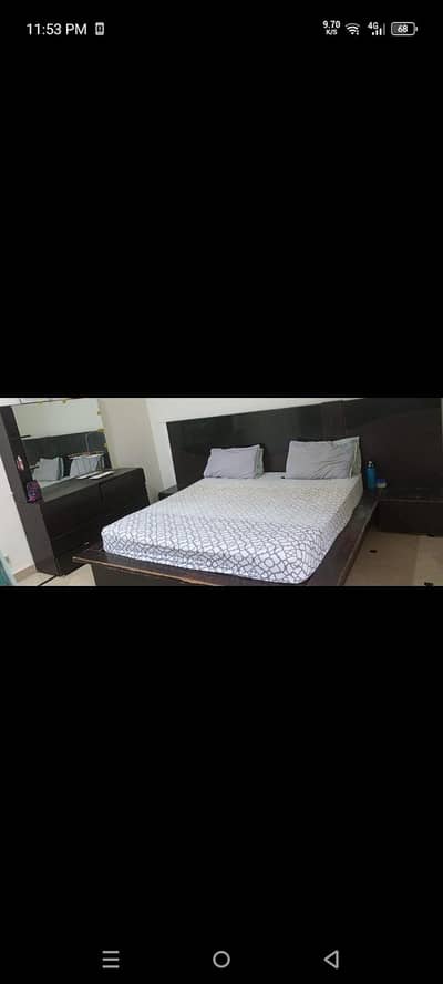 king size bed