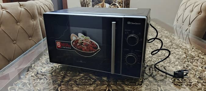 Dawlance microwave oven MD7 (inside painted)