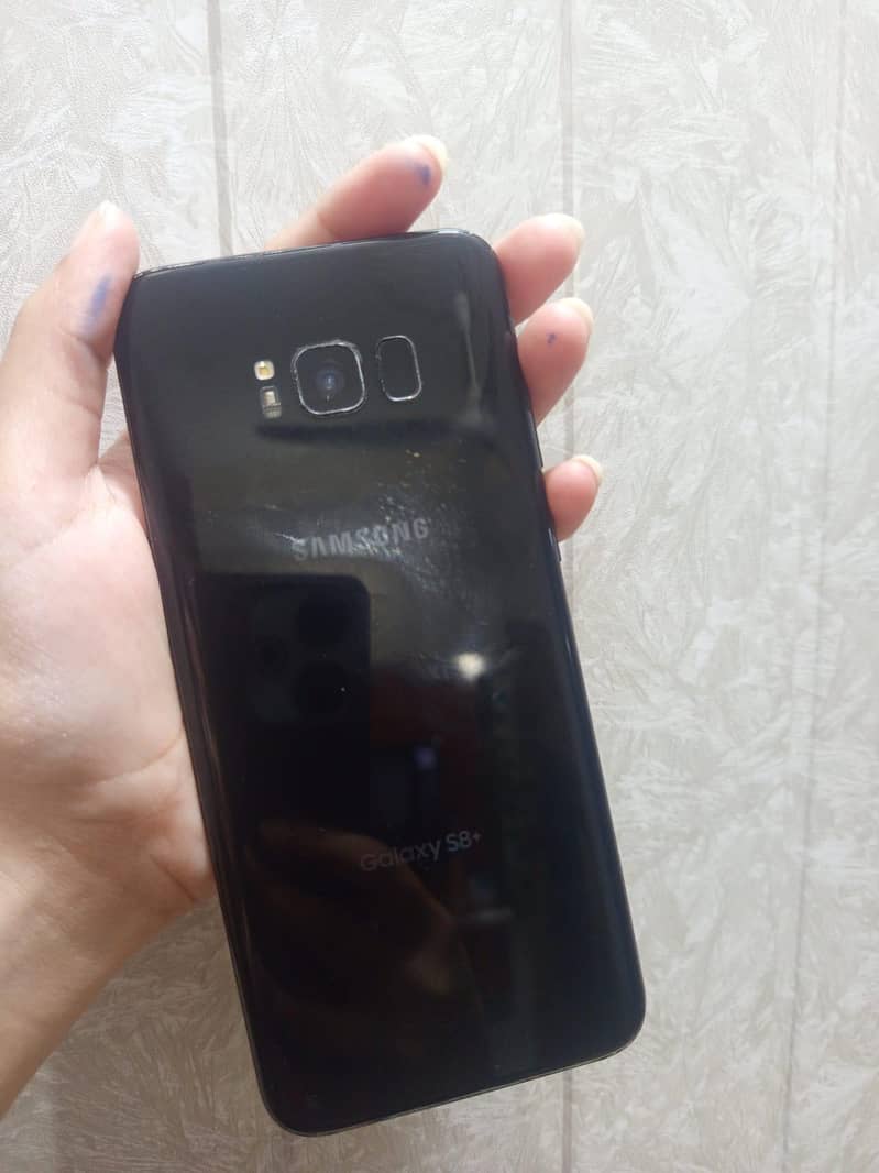 Samsung Mobile S8 Plus 2